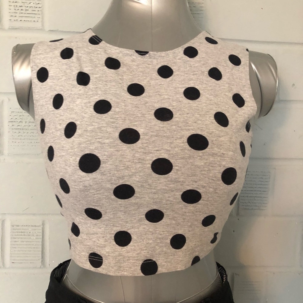 Cute polka dot crop top by Forever 21 size M